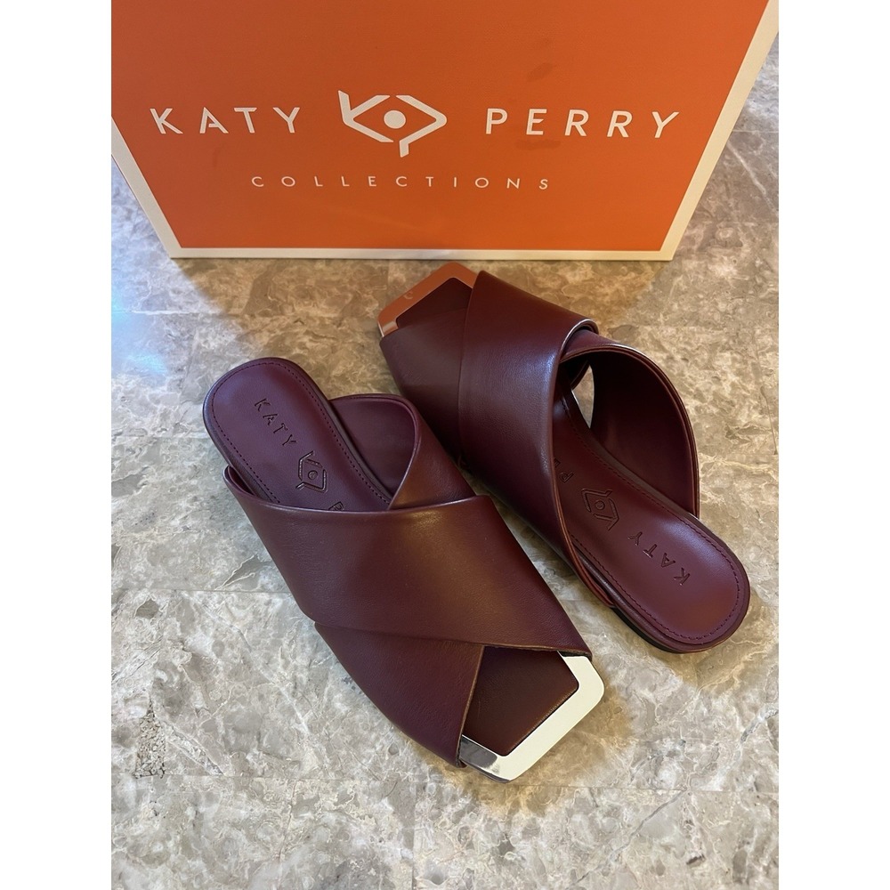 Checked In Slide Sandal Shoe Cranberry Soft Textured Faux Nappa NEW Size 6 Women - Picture 2 of 7